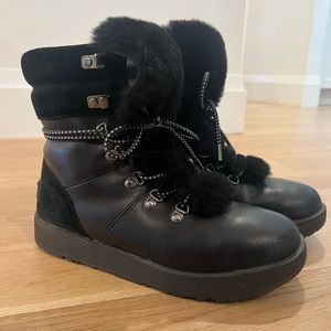 Black Women’s Ugg Boots with Fur Trim, size 8.5